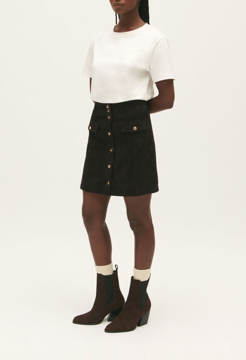 Short chocolate leather skirt