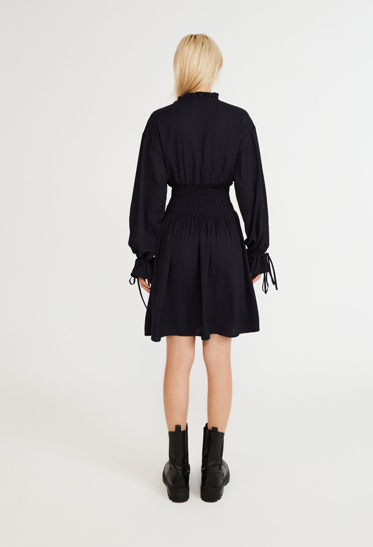 Short dress