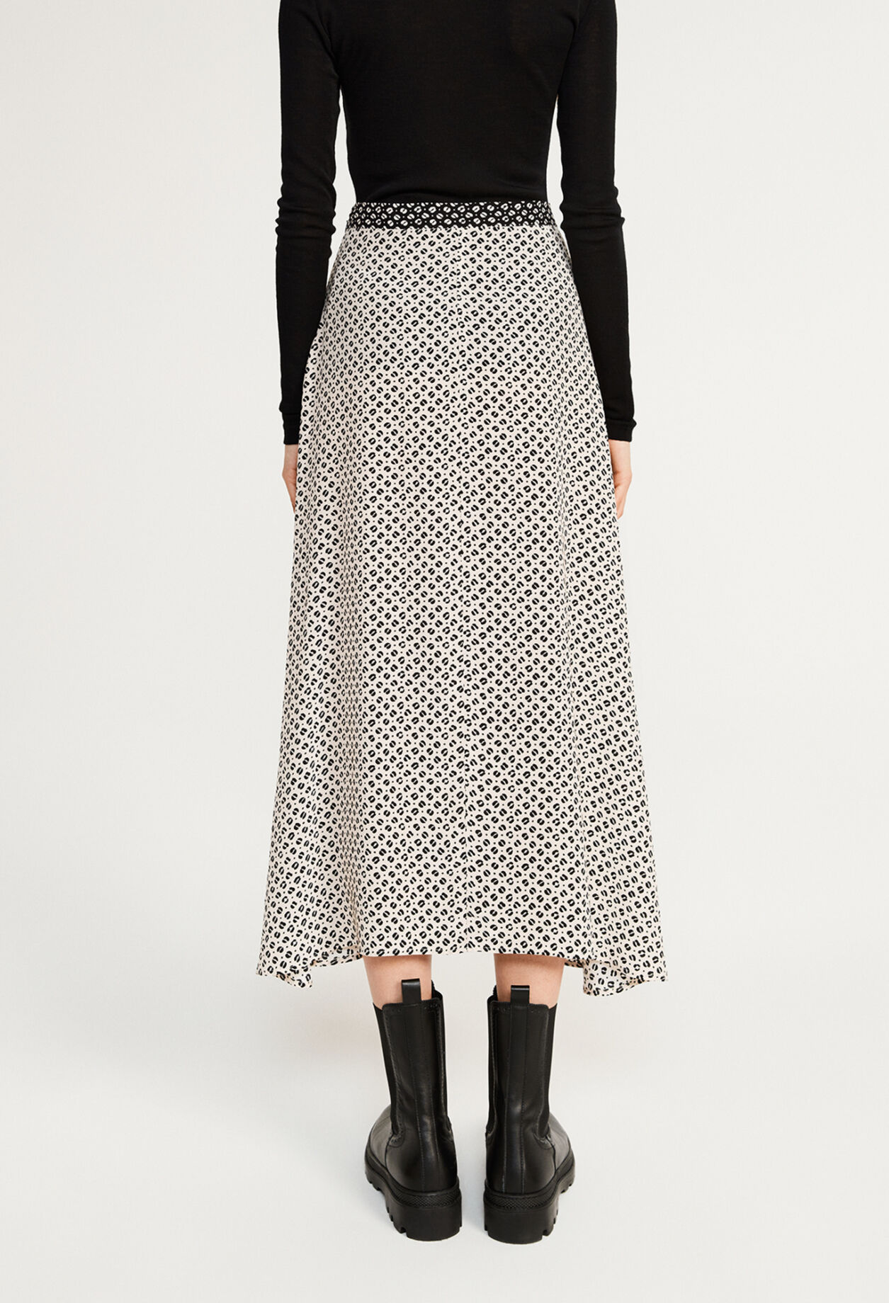 Midi skirt made from