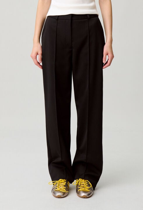 Straight tailored trousers
