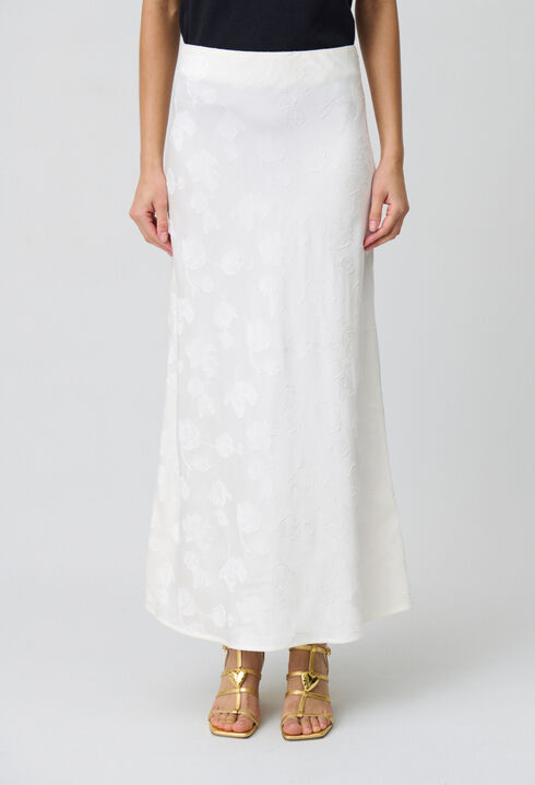 Mid-length flowy satin skirt