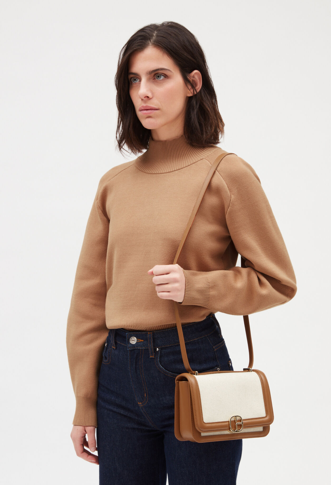 Alberto beige canvas bag
