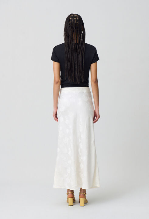 Mid-length flowy satin skirt
