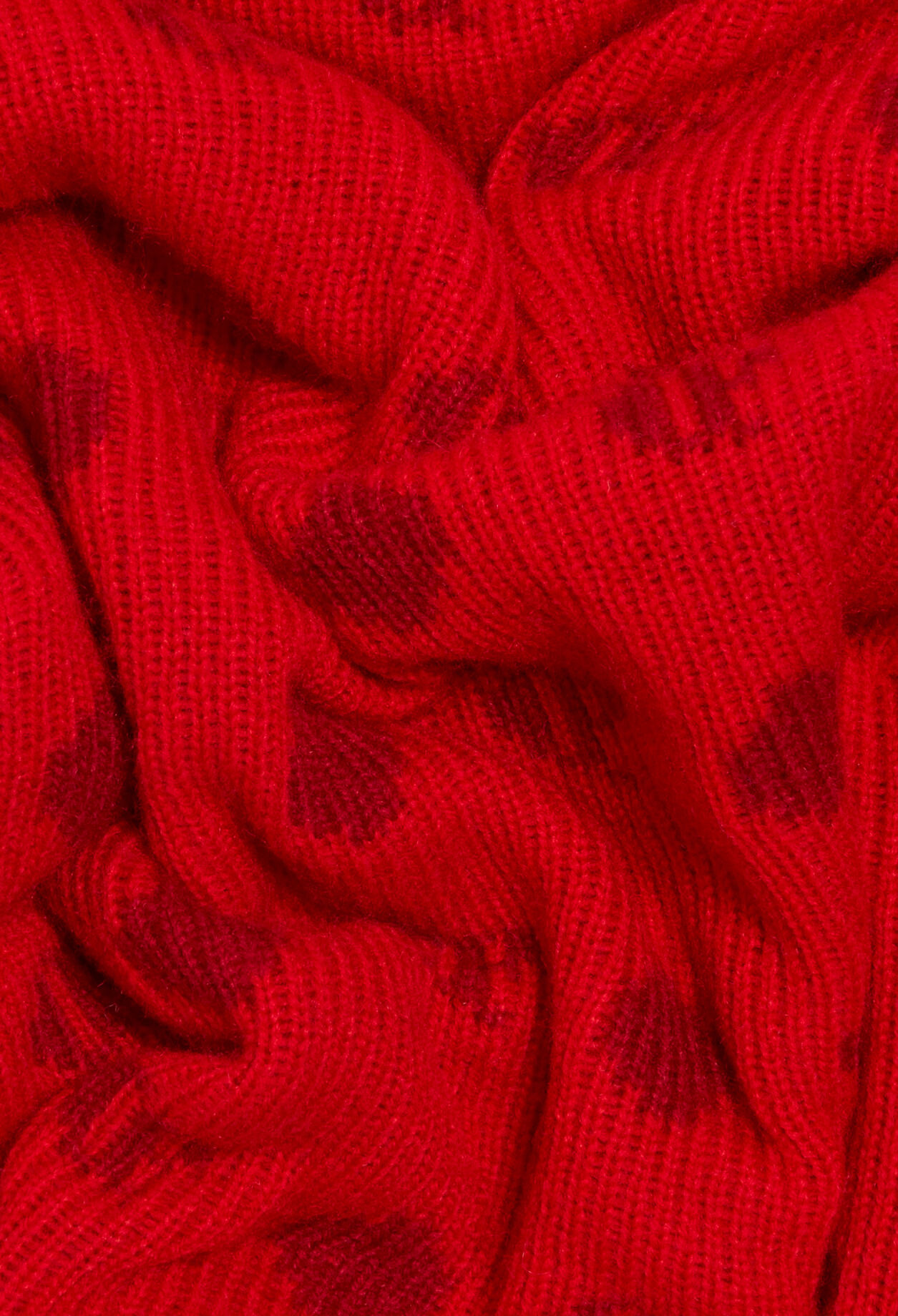 Mid-length red knit skirt