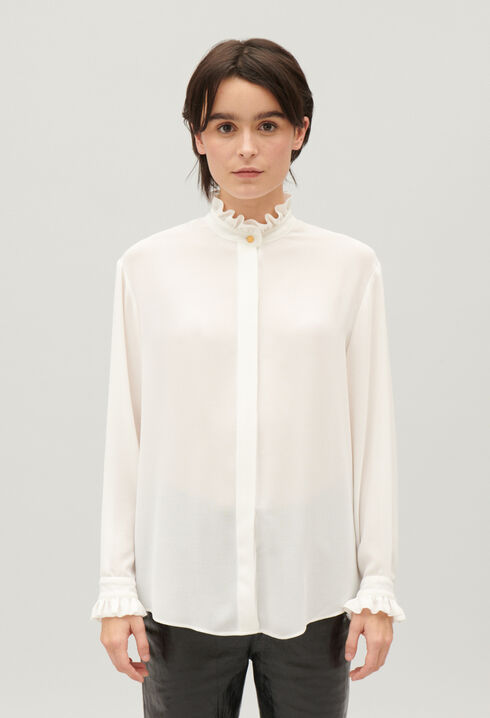 White shirt with wavy collar 