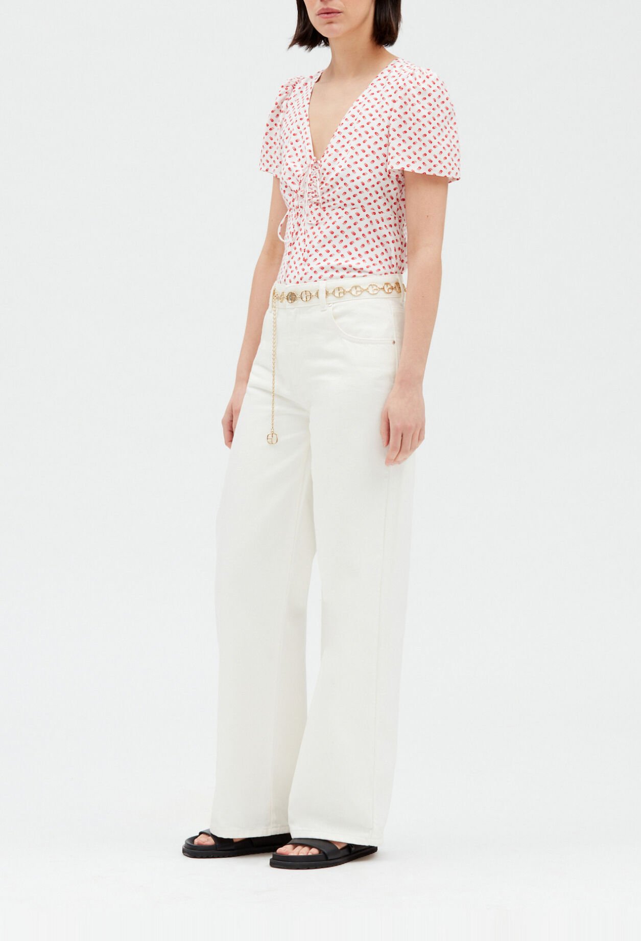 Short-sleeved top