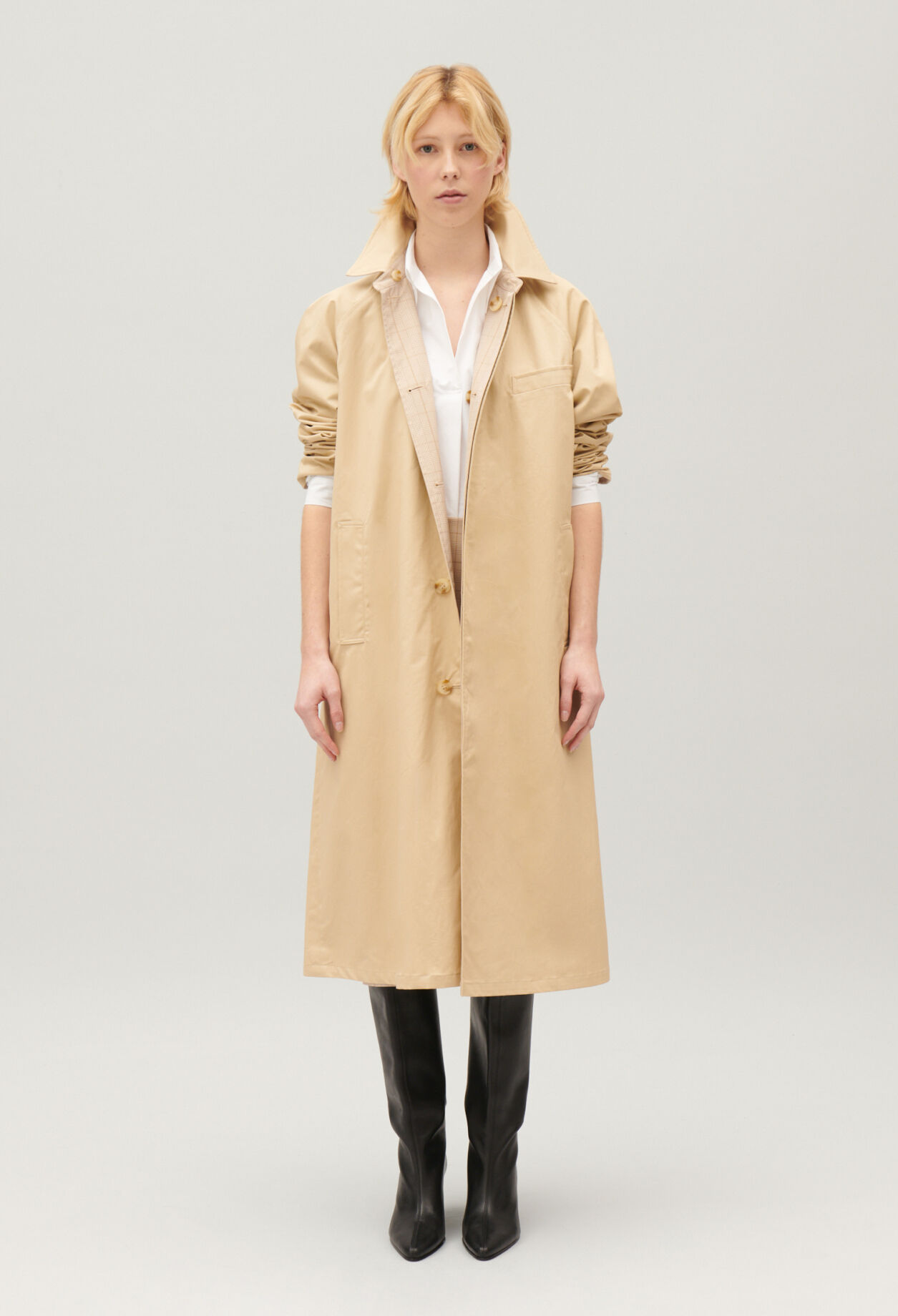 Beige reversible mid-length coat