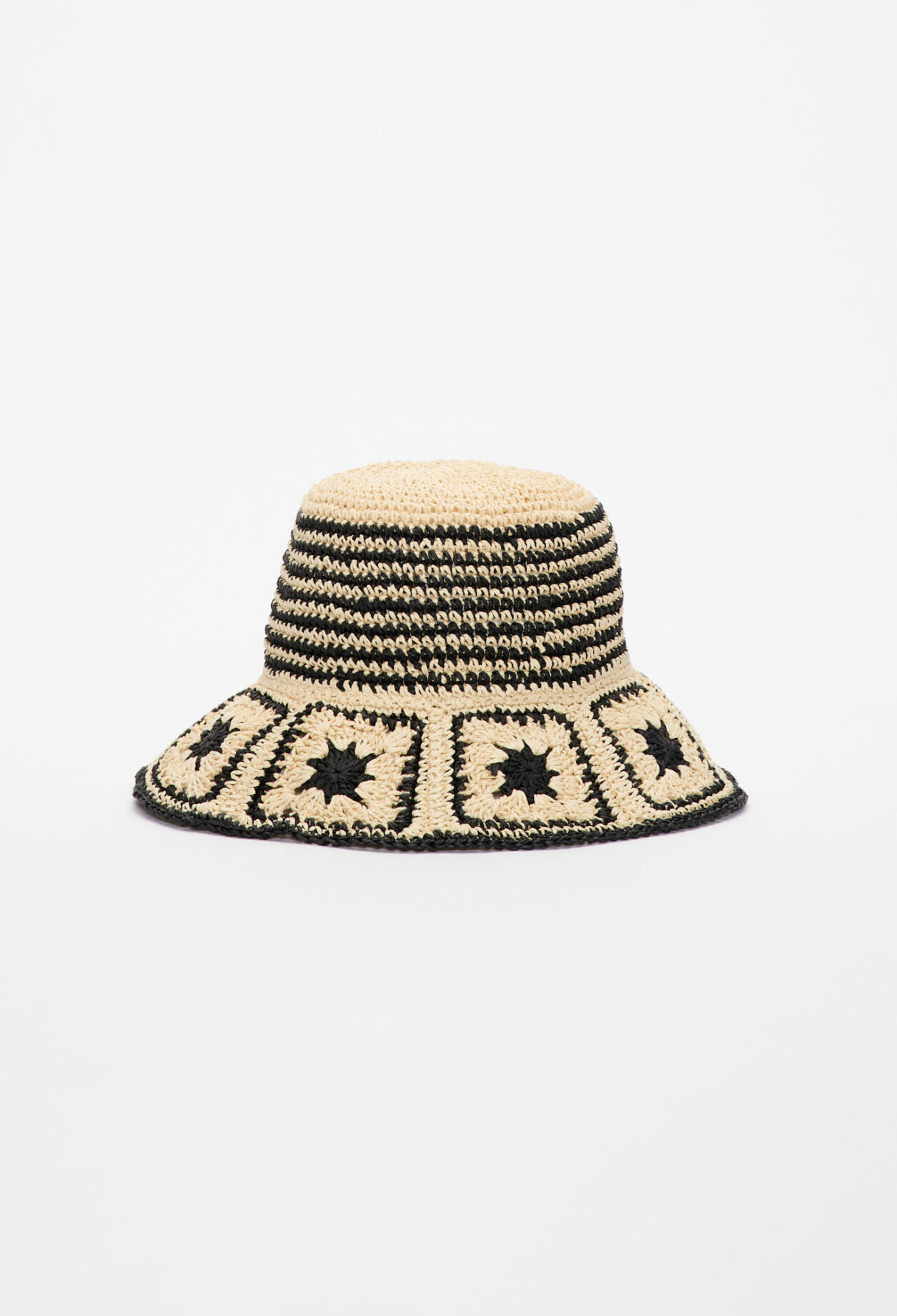 Crochet bucket hat