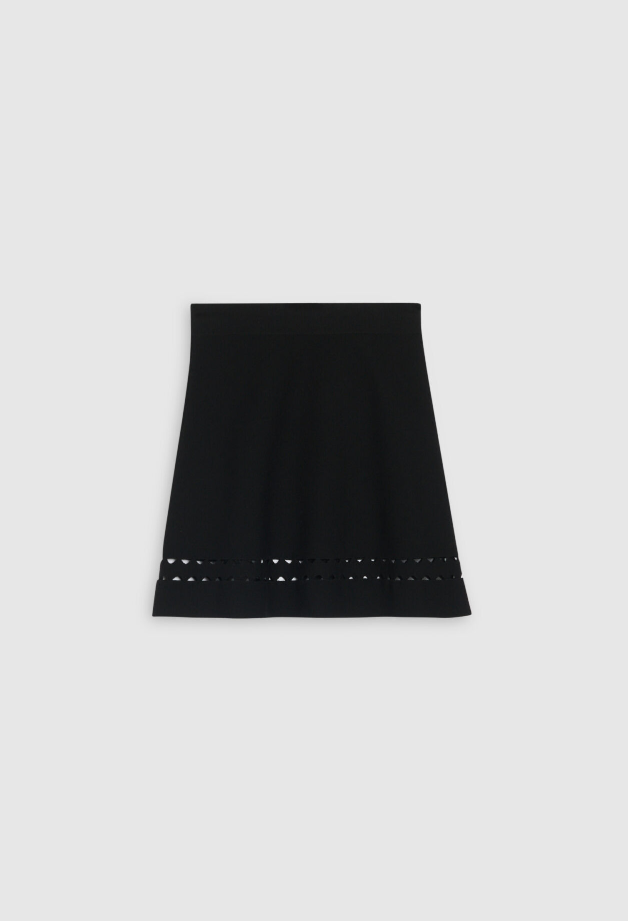 Black knitted skirt