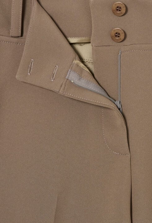 Straight-leg trousers