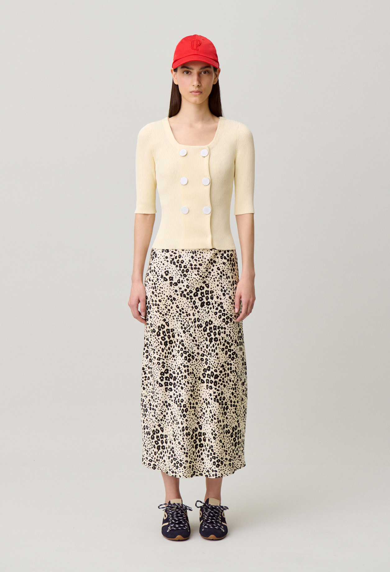 Round neck knitted cardigan - Woman - Vanilla - Claudie Pierlot