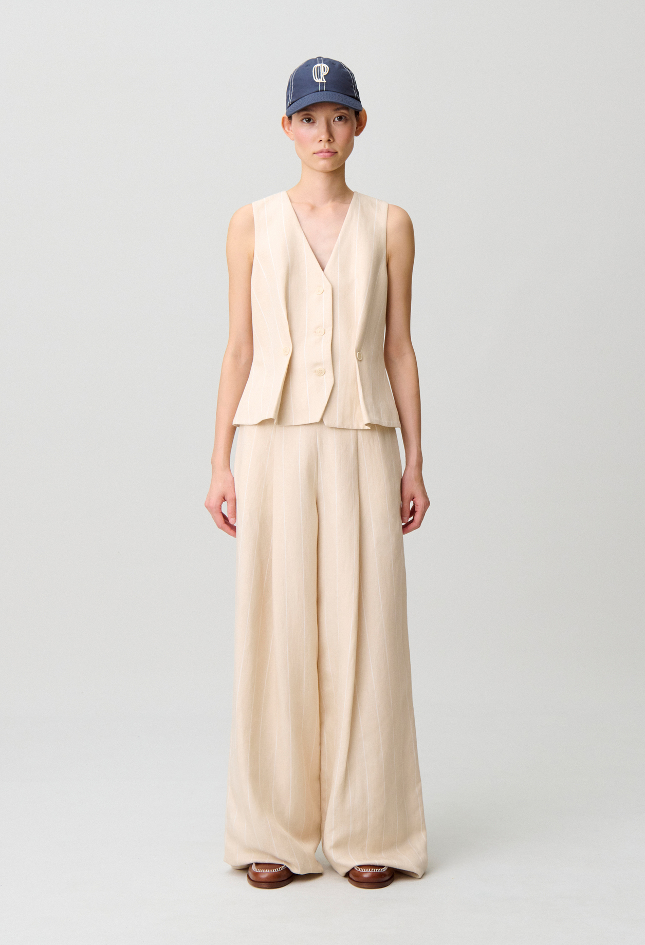Sleeveless waistcoat - Woman - Sand - Claudie Pierlot