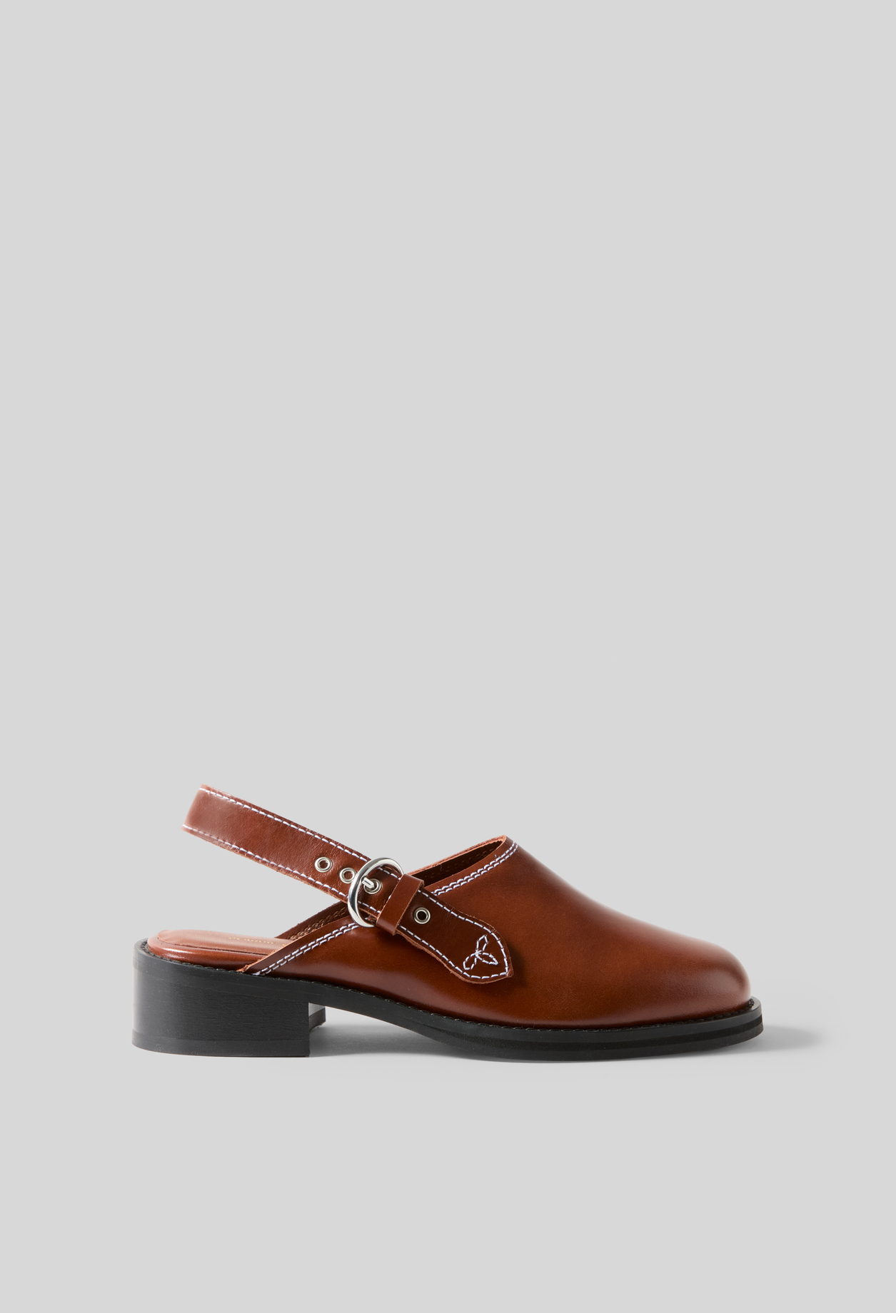 Topstitched smooth leather clogs - Woman - Brown - Claudie Pierlot